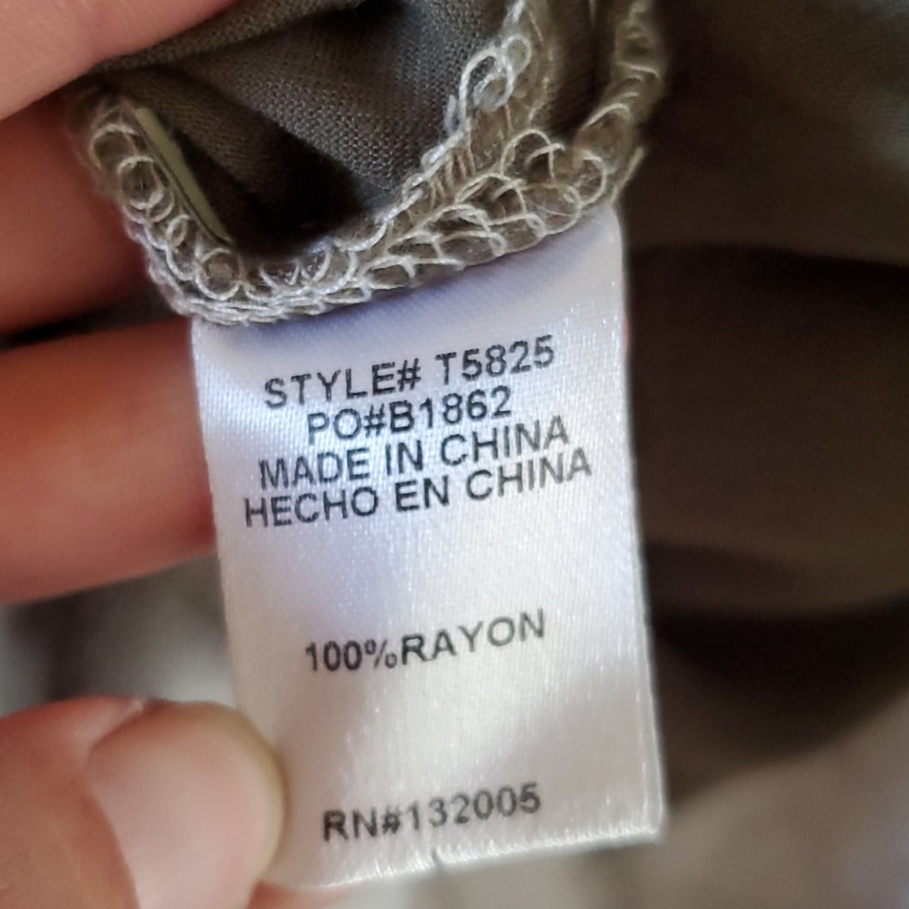 Entro Button Down Size Large - image 5